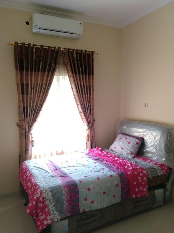 Jasmine Park Guest House 三宝垄 外观 照片