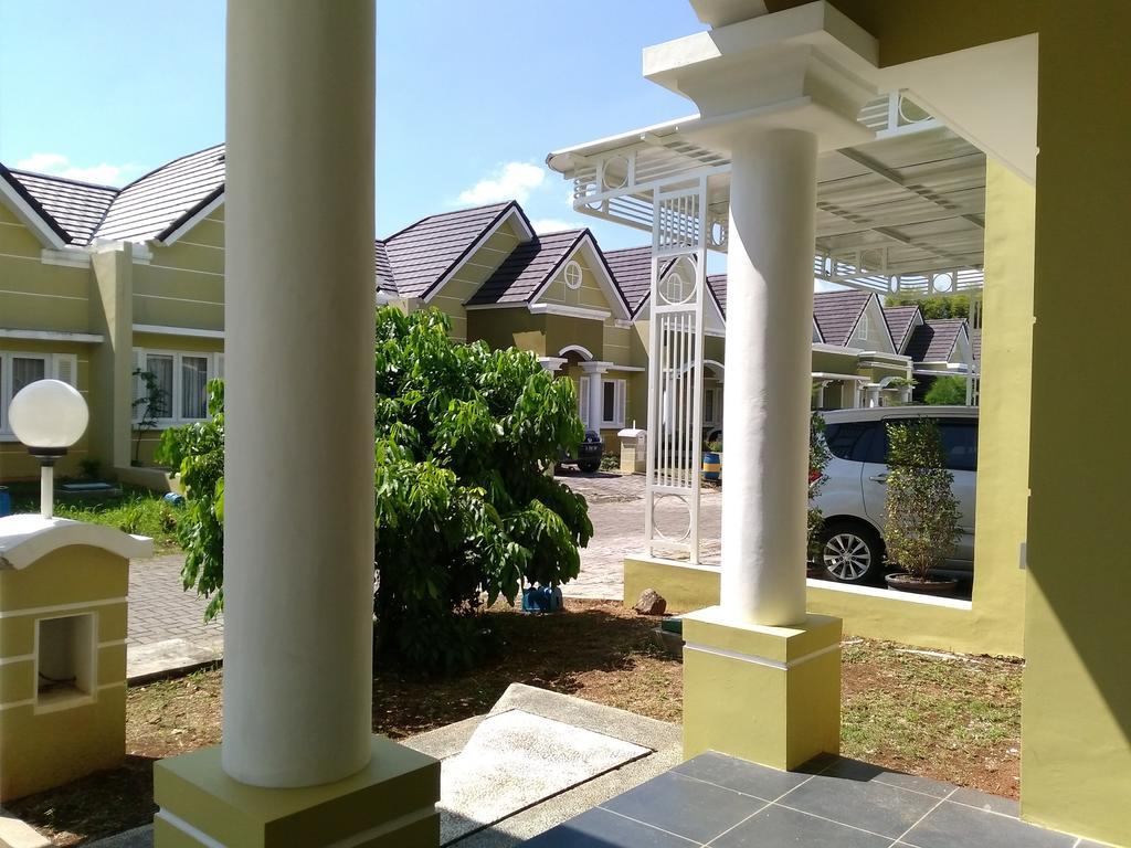Jasmine Park Guest House 三宝垄 外观 照片