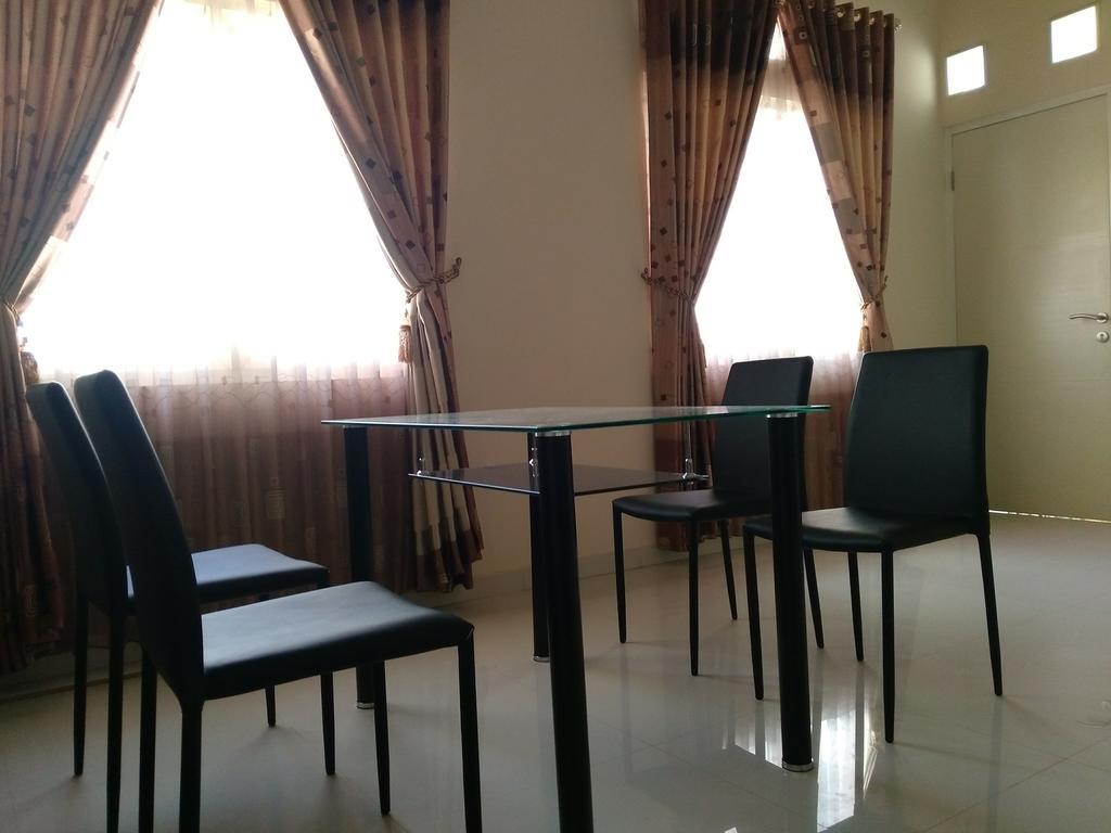 Jasmine Park Guest House 三宝垄 外观 照片